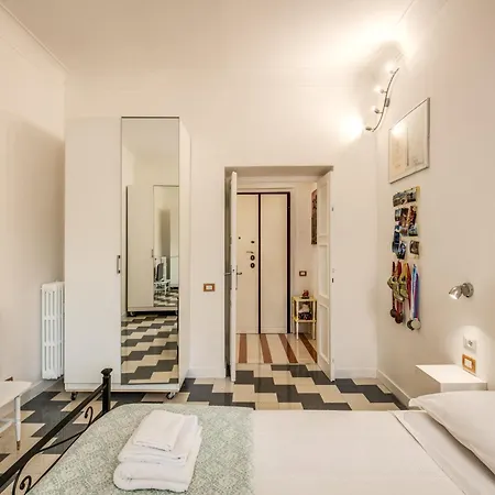 Vicino Basilica Di San Giovanni Apartment Rome