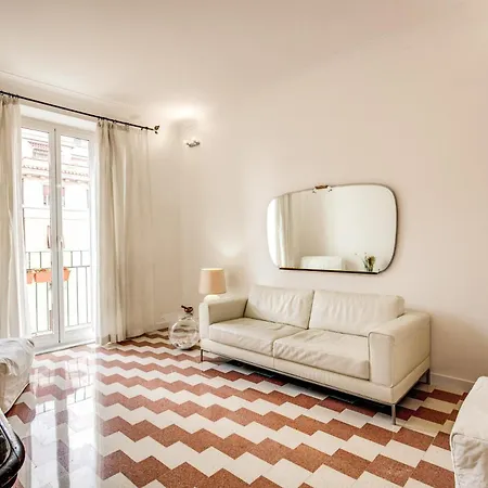 Vicino Basilica Di San Giovanni רומא