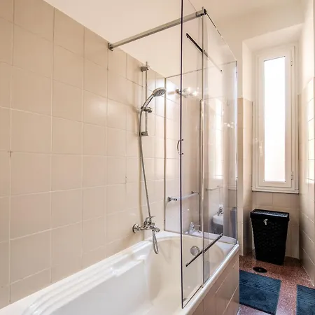 Vicino Basilica Di San Giovanni * רומא