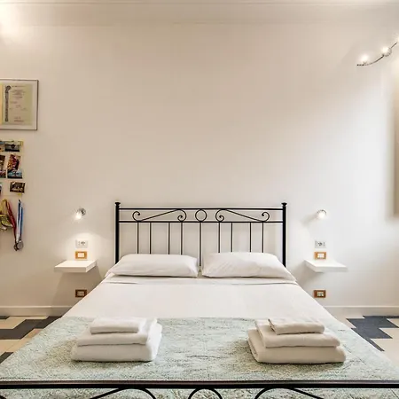 Vicino Basilica Di San Giovanni דירה